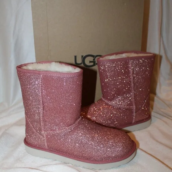 NIB UGG GLITTER‎ METALLIC CLASSIC SHORT PINK BOOTS YOUTH 4 WOMEN'S 5.5-6