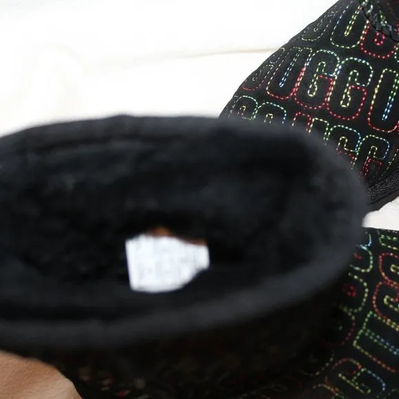 NIB‎ UGG TODDLER GIRL'S LOGO STITCH SUEDE SHEARLING BOOTS BLACK