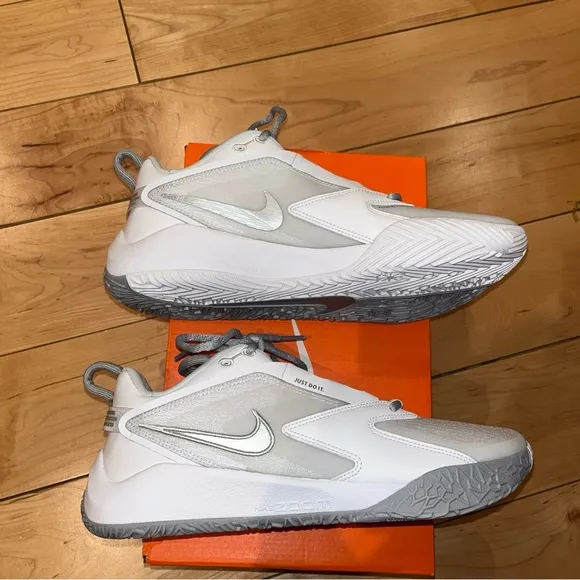 Nike Air Zoom Hyperace 3 Unisex ShoeWomen 10.5Men 9