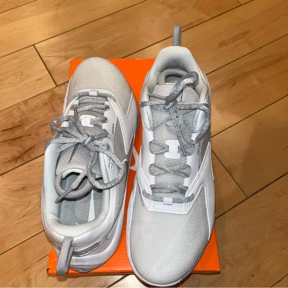 Nike Air Zoom Hyperace 3 Unisex ShoeWomen 10.5Men 9