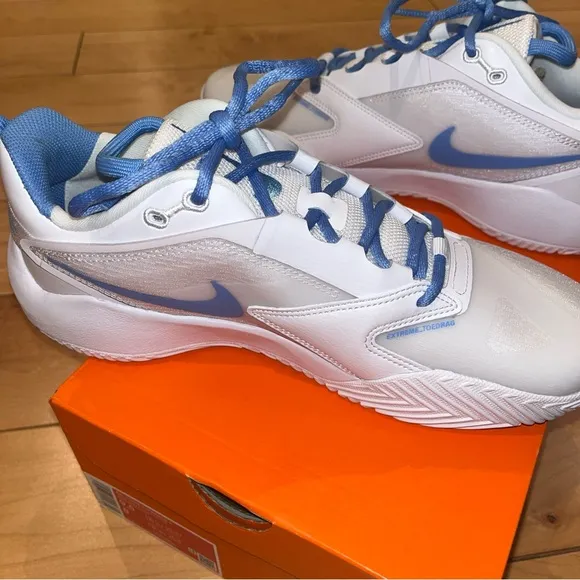 Nike Air Zoom Hyperace 3 Volleyball ShoeWomen 9.5Men 8