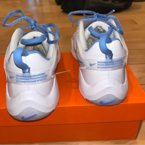 Nike Air Zoom Hyperace 3 Volleyball ShoeWomen 9.5Men 8