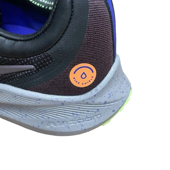 NIKE AIR ZOOM WINFLO 8 SHIELD RUNNING SHOES WOMENS SIZE 11 BLACK VIOLET ORANGE
