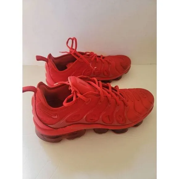 Nike Air Vapormax Plus Men's Red Lace-Up Running Shoes Size 10.5