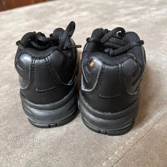 Nike Black Sneakers with Chunky Sole and Breathable Upper