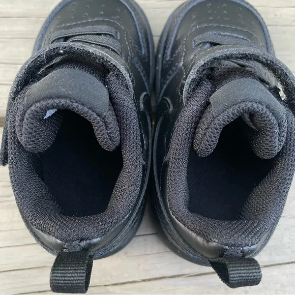 Nike Court Borough Low 2 in black Toddler Shoes size 5C