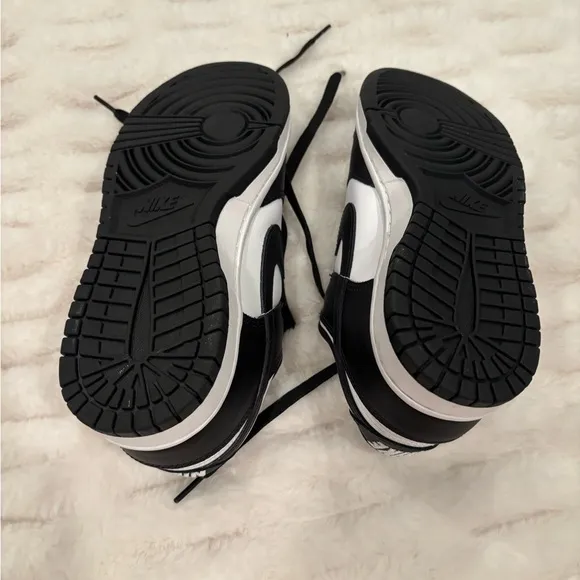 Nike Dunk Low Retro Men's Shoes BRAND NEW, Never worn