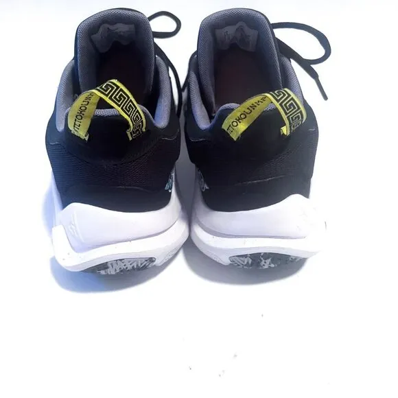 NIKE Giannis Immortality 2 Basketball Shoes size 13