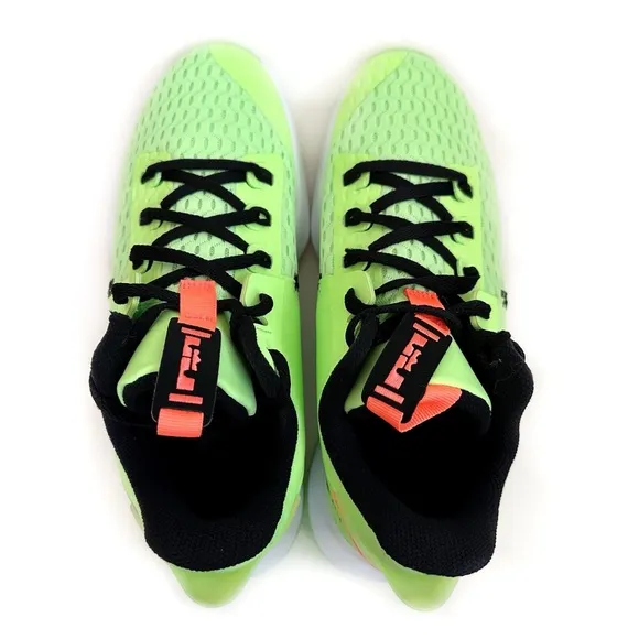 Nike LeBron James Witness 5 Basketball Sneakers Mens Size 10.5 Shoes Lime Green