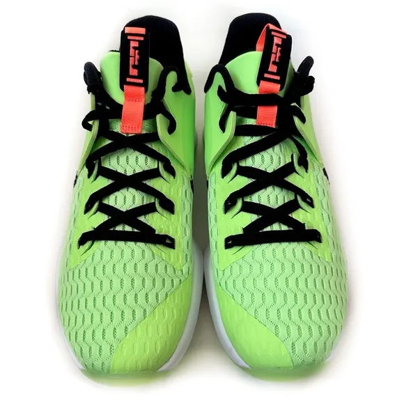 Nike LeBron James Witness 5 Basketball Sneakers Mens Size 10.5 Shoes Lime Green