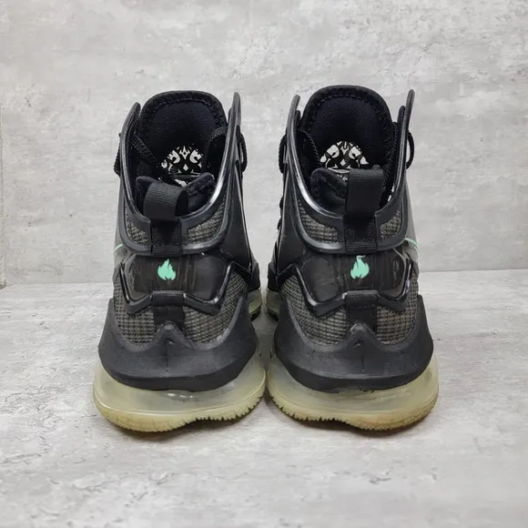 Nike Lebron XIX 19 Men's Basketball Shoes Black/Green Glow Anthracite Size 8