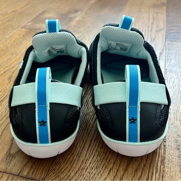 NIKE LIFESTYLE ZOOM PULSE SHOES