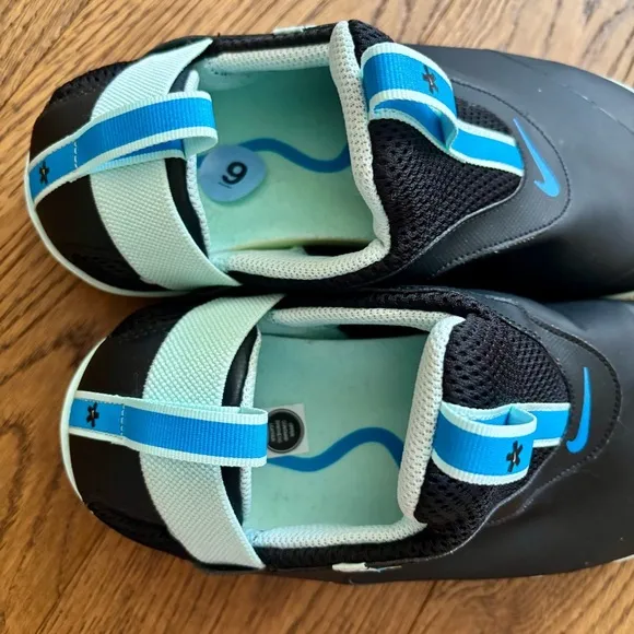NIKE LIFESTYLE ZOOM PULSE SHOES