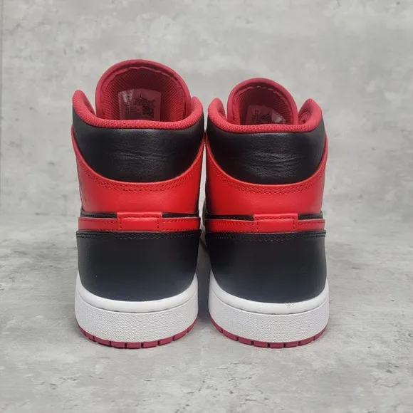 Nike‎ Mens Size 11 Air Jordan 1 Mid Bred Alternate Black Red DQ8426-060 Sneakers