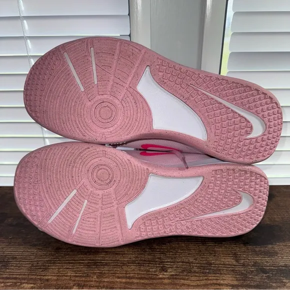 Nike Omni Multi-Court Big Kids Indoor Court Shoes Girl Pink Foam Size 7Y DM9027