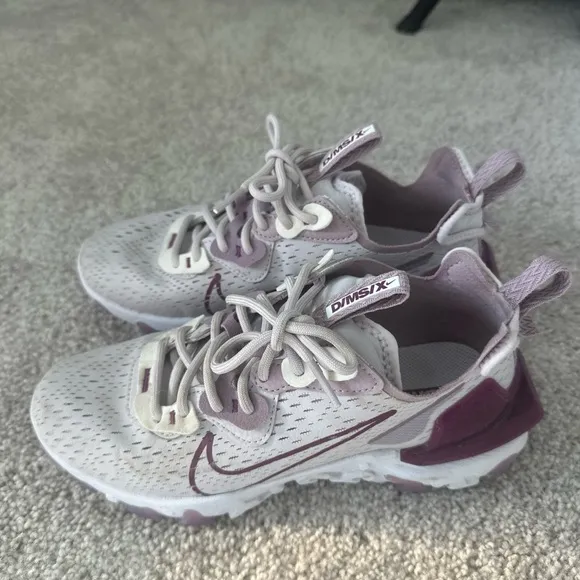 Nike React Vision Running Shoes Purple Sneakers CI7523-500 Womens Size 5.5