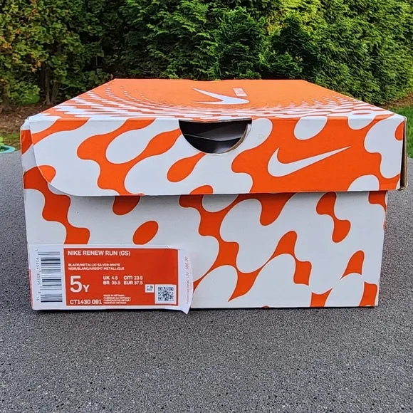 Nike Renew Run Big Kids' Running Shoes In Box | 5Y | NWT
