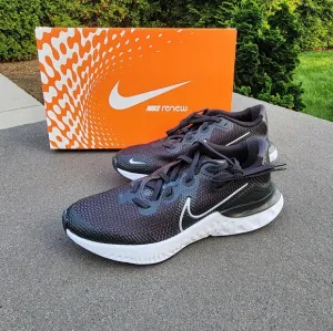 Nike Renew Run Big Kids' Running Shoes In Box | 5Y | NWT