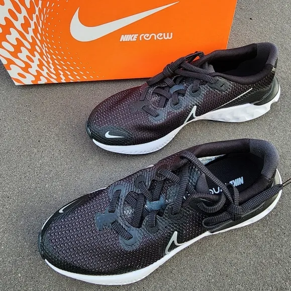 Nike Renew Run Big Kids' Running Shoes In Box | 5Y | NWT