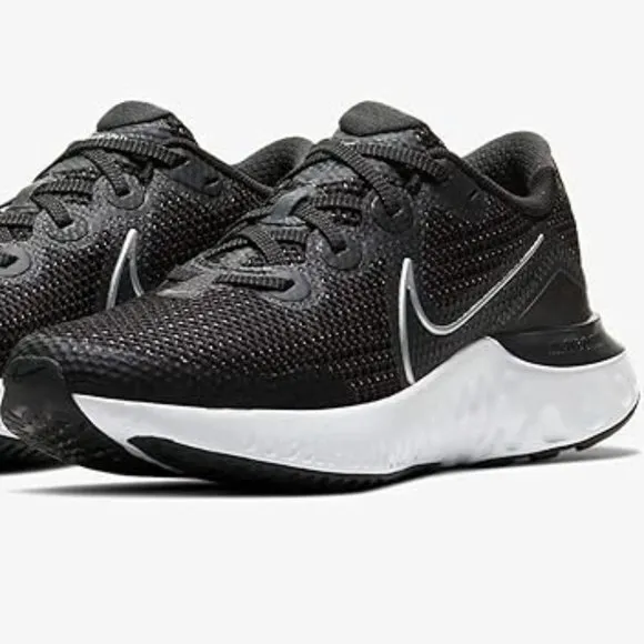 Nike Renew Run Big Kids' Running Shoes In Box | 5Y | NWT