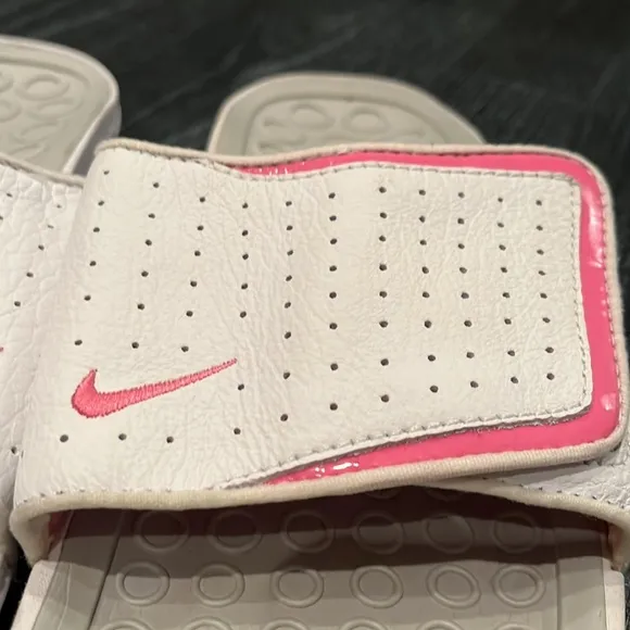 Nike Slides sandals flip flops hook and loop white pink shoes Women’s Size 7