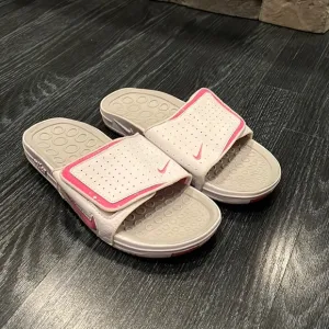 Nike Slides sandals flip flops hook and loop white pink shoes Women’s Size 7