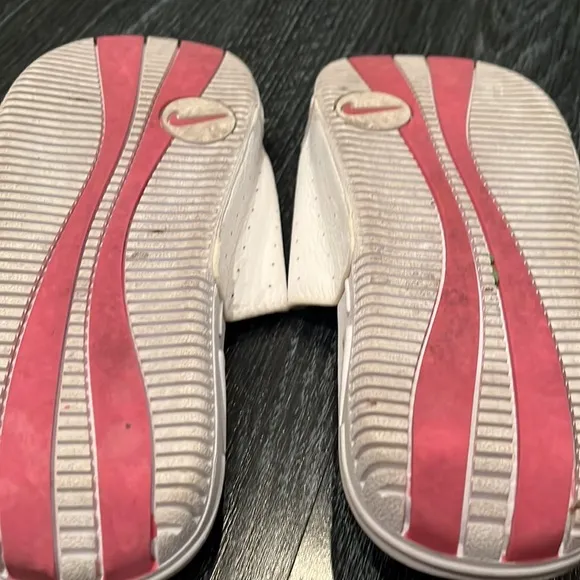 Nike Slides sandals flip flops hook and loop white pink shoes Women’s Size 7
