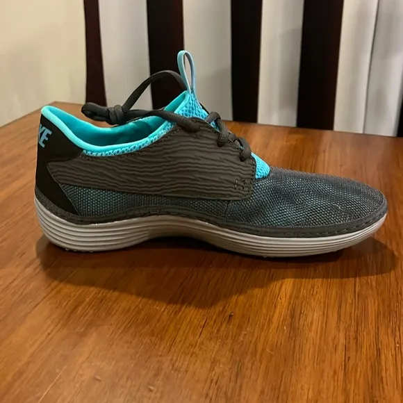Nike Solarsoft Water shoes sneakers new 555301 040 Mens Size 9