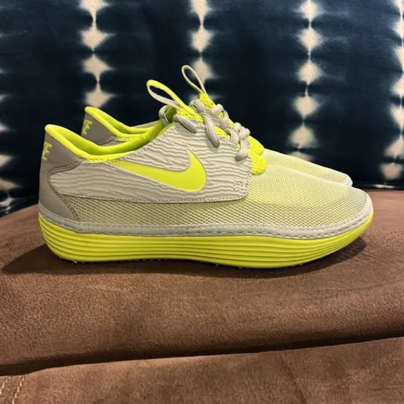 Nike Solarsoft Water shoes sneakers new 555301 333 Mens Size 7