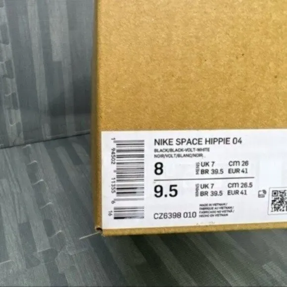 Nike Space Hippie 04 Running Sneakers Gray Neon Green Women New