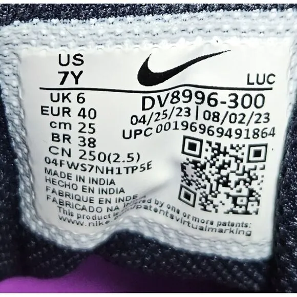 Nike Team Hustle D11 GS Basketball Shoes Sneakers 7Y / Womens 8.5 DV8996 300 New