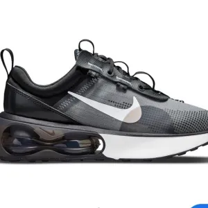 Nike Women's Air Max 2021 Sneakers size 8