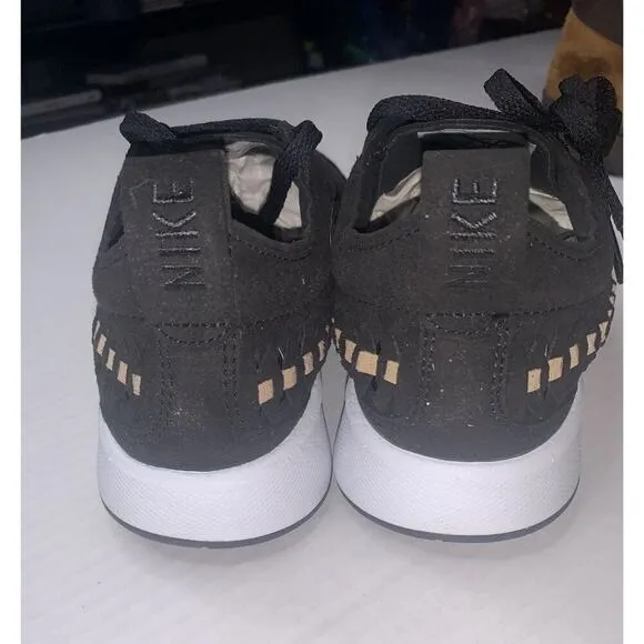 NIKE Women's Dualtone Racer Woven Black/Tan Size 6