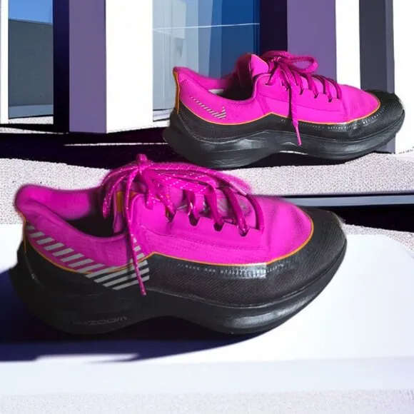 NIKE ZOOM ( 7.5 ) WMN Winflo 6 Shield Fire Pink Reflective Silver CT1589 600