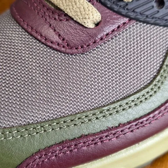 Nike Air Max 90 Gore-Tex Shoes Women's 7.5 Medium Olive Green Maroon FD5810-200