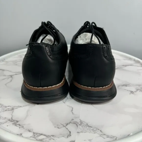 Nine West Mens Lightweight Lace Up Oxford Shoes Size 11 NEW # Box H757