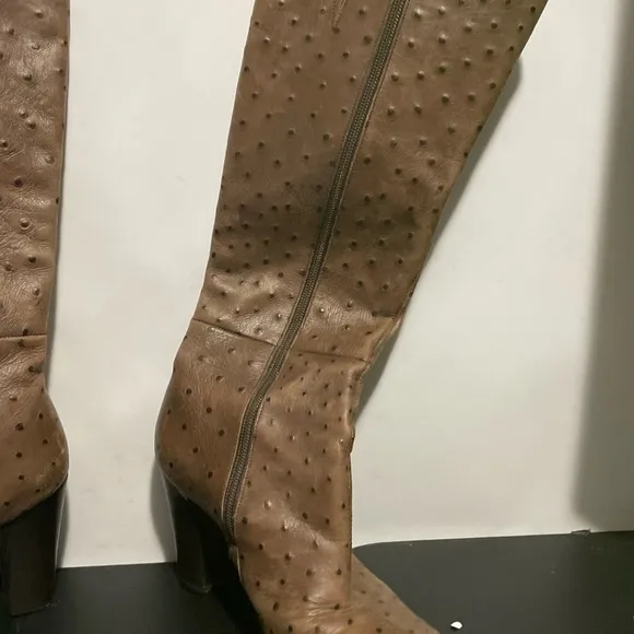 Nine West Ostrich Skin Boots Size 6m Tall Boots Panel At Bottom Missing Zip Up
