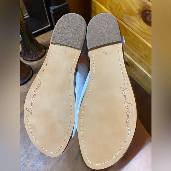 NWOB SAM EDELMAN LEATHER THONG SANDALS SIZE 8.5