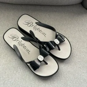 NWOT Brighton Bowie Bows Rhinestones Jeweled Wedged Sandals Size 10 Flip Flops