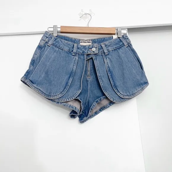 NWOT Free People Prince Street Denim Micro Shorts Size 27