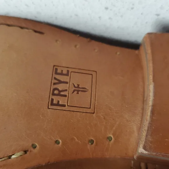 NWOT FRYE round toe tall boots (sz 6.5B)