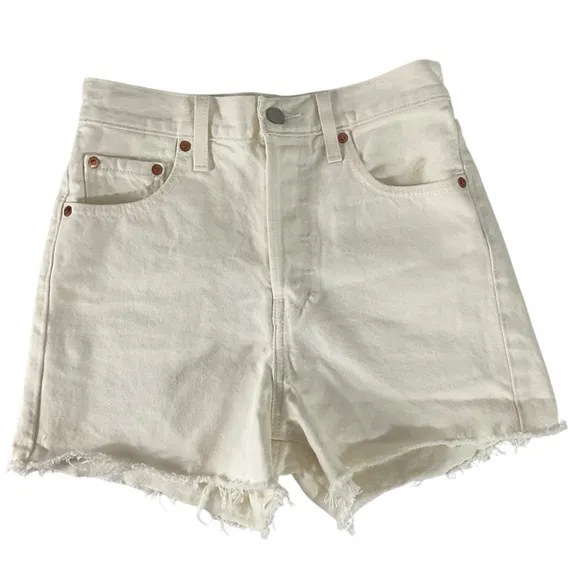 NWOT Levi’s Premium Ribcage Shorts  Size 26 High Rise Off-White Raw Hem Denim