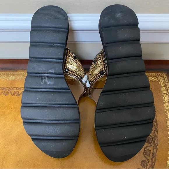 NWOT Pavers England Premium Leather Vegan Beaded Sequence Gold Flip Flop Sandals