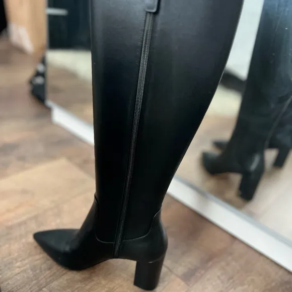 NWOT STUART WEITZMAN Black Leather Tall Boots