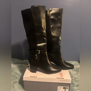 NWT and box Liz Claiborne LC Hemlock tall boots. Black. 7 medium memory foam