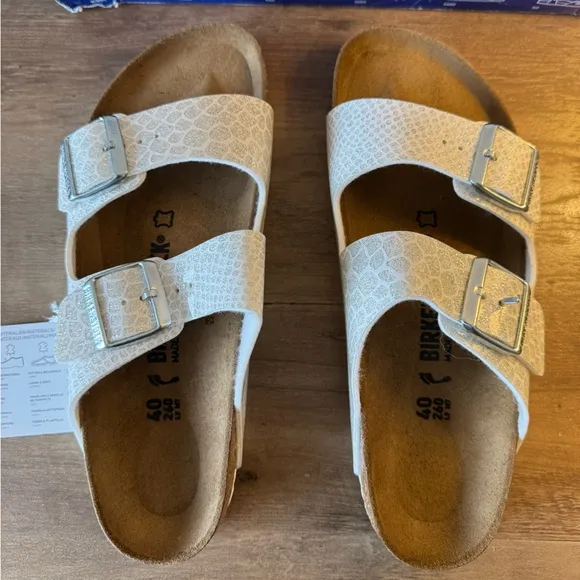 NWT Birkenstock Arizona Sandals in Shiny Magic Snake Print