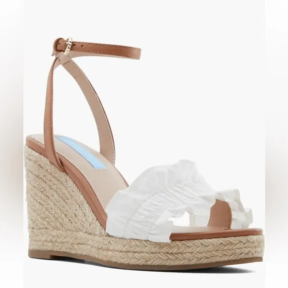 NWT Draper James White and Tan Wedge Sandals with Ruffle Detail