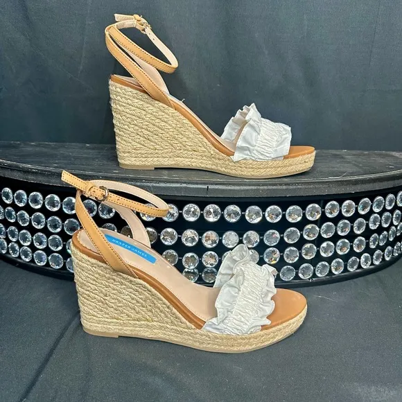 NWT Draper James White and Tan Wedge Sandals with Ruffle Detail