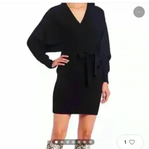 NWT- Gianni Bini Black Sweater Dress-Size Small