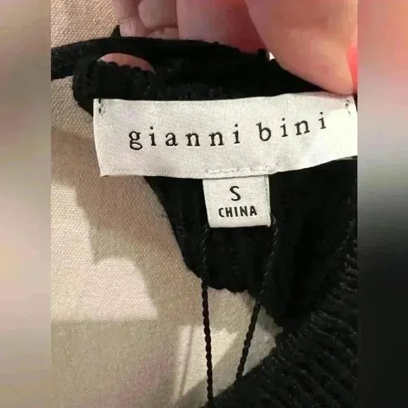 NWT- Gianni Bini Black Sweater Dress-Size Small